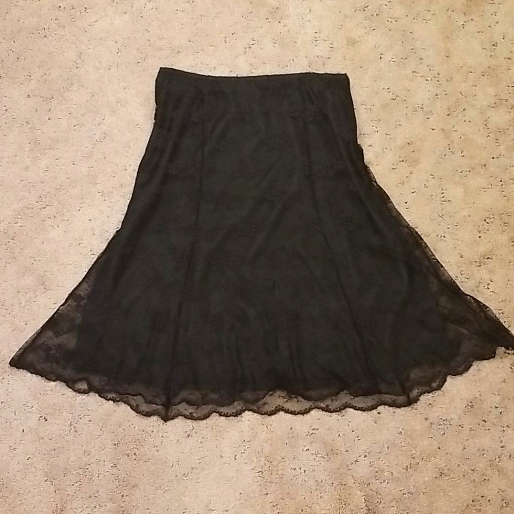 Lovely A-line Nine & Co. black lace skirt